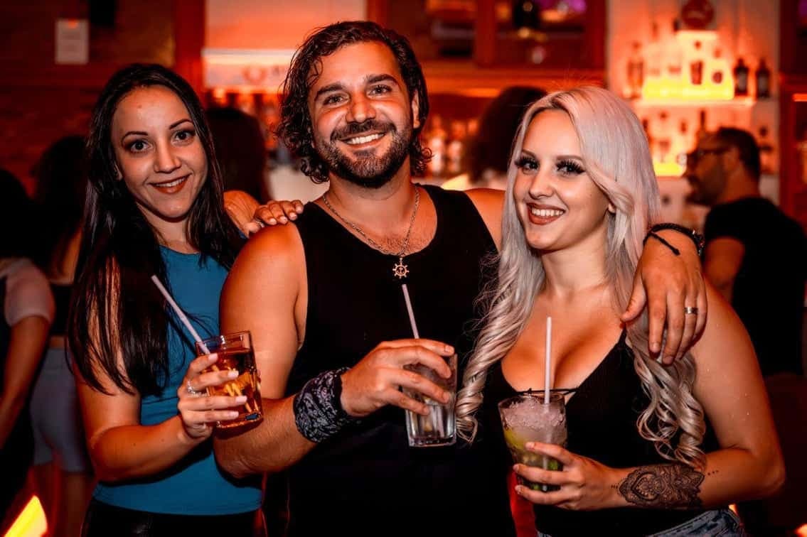 Original Pub Crawl Party with VIP Entrance